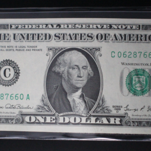 1969 D $1 Federal Reserve Note Crisp UNC G. Washington Note
