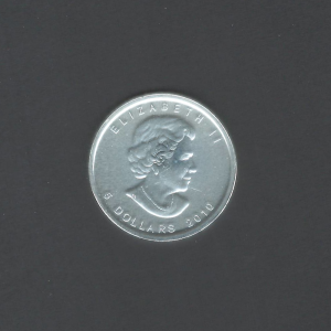 2010 $5 Silver Maple Leaf BU .9999 31.103 gm / 1 Troy oz Canada Coin