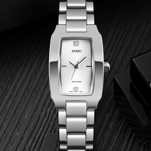 Classy Rectangle Dial Quartz Watch! Womens Silver