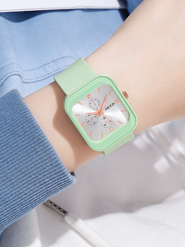 Snazzy Looking Square Pointer Quartz Watch! Womens Flashy Green!