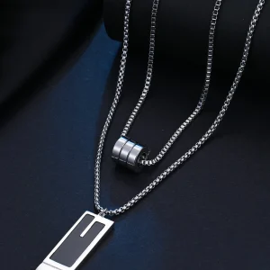 Geometric Charm Layered Necklace One-size Silver