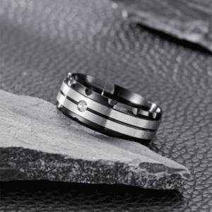 Two-tone Wavy Curve Ring! Black & Silver